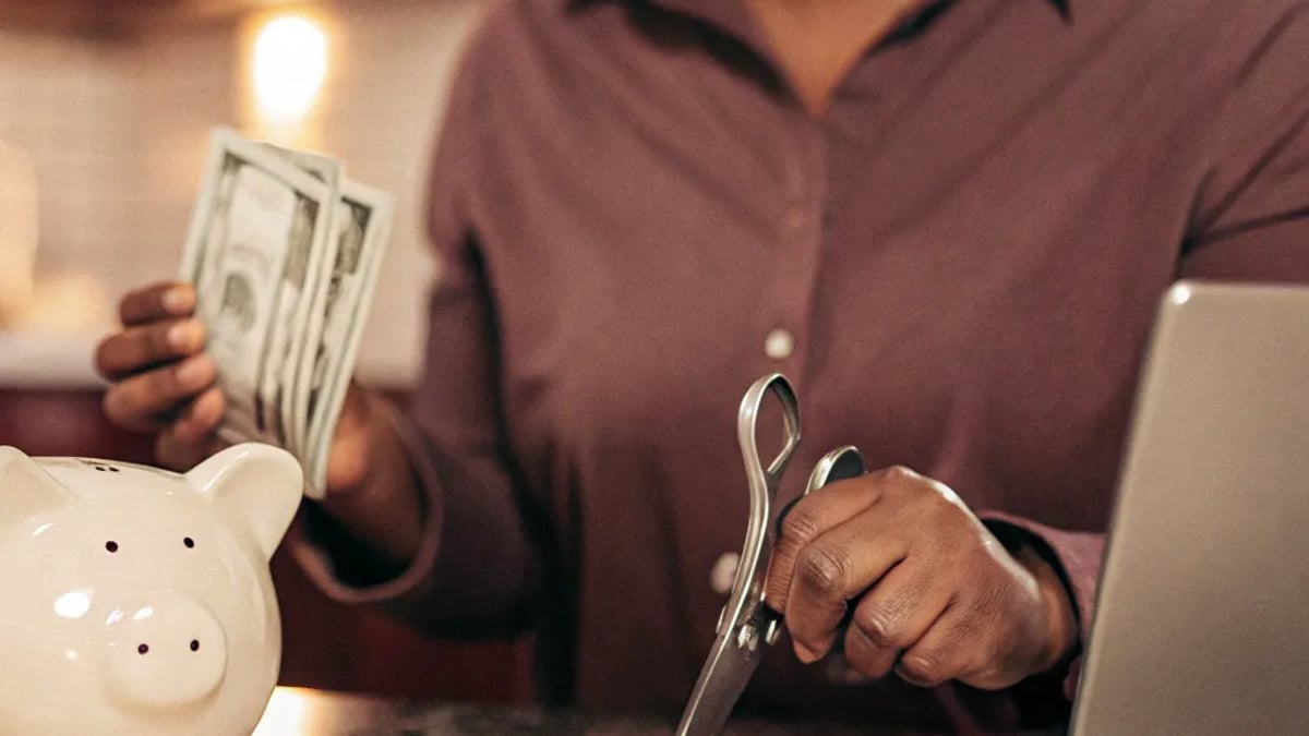 How I Cut $500 From My Monthly Expenses Without Sacrificing
